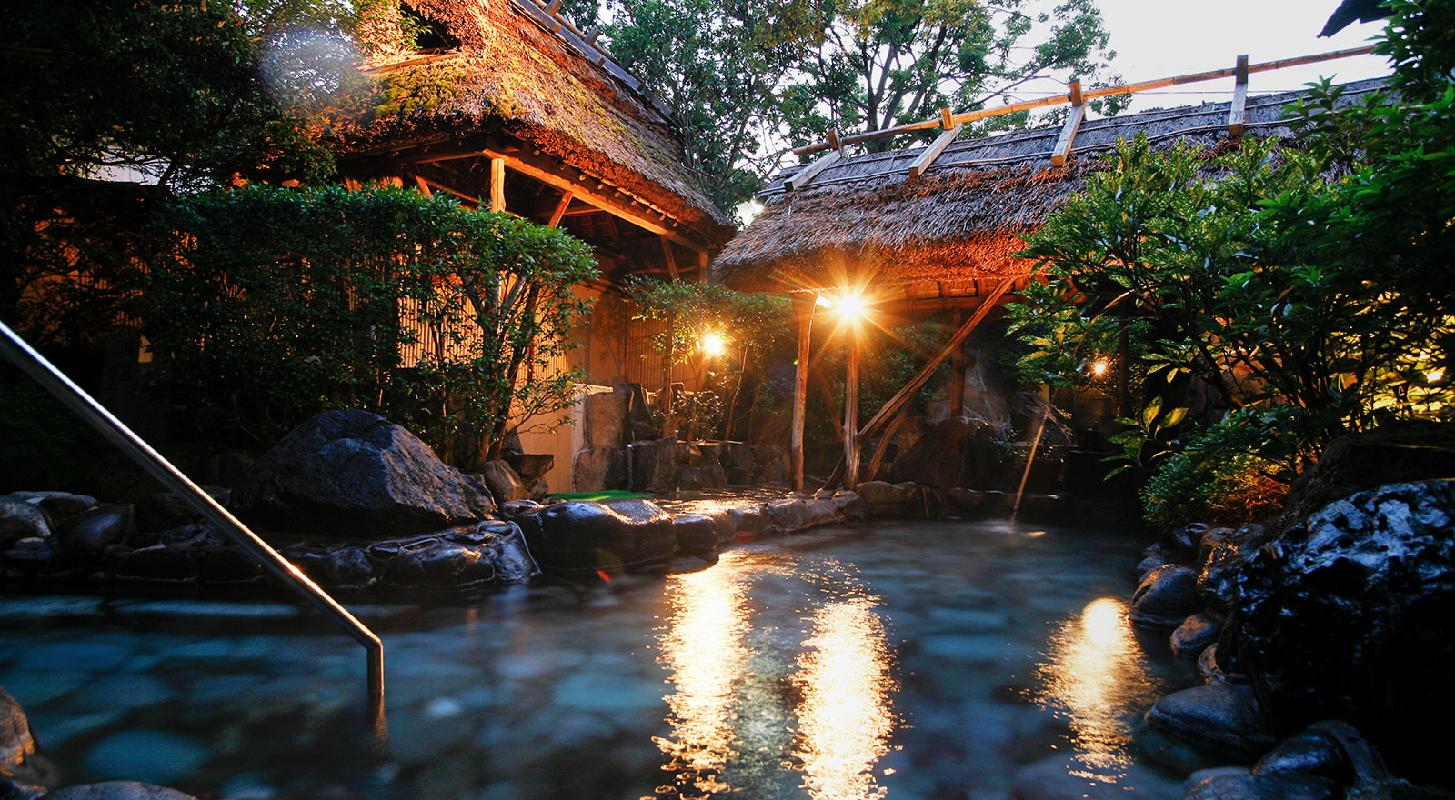 Open-air bath